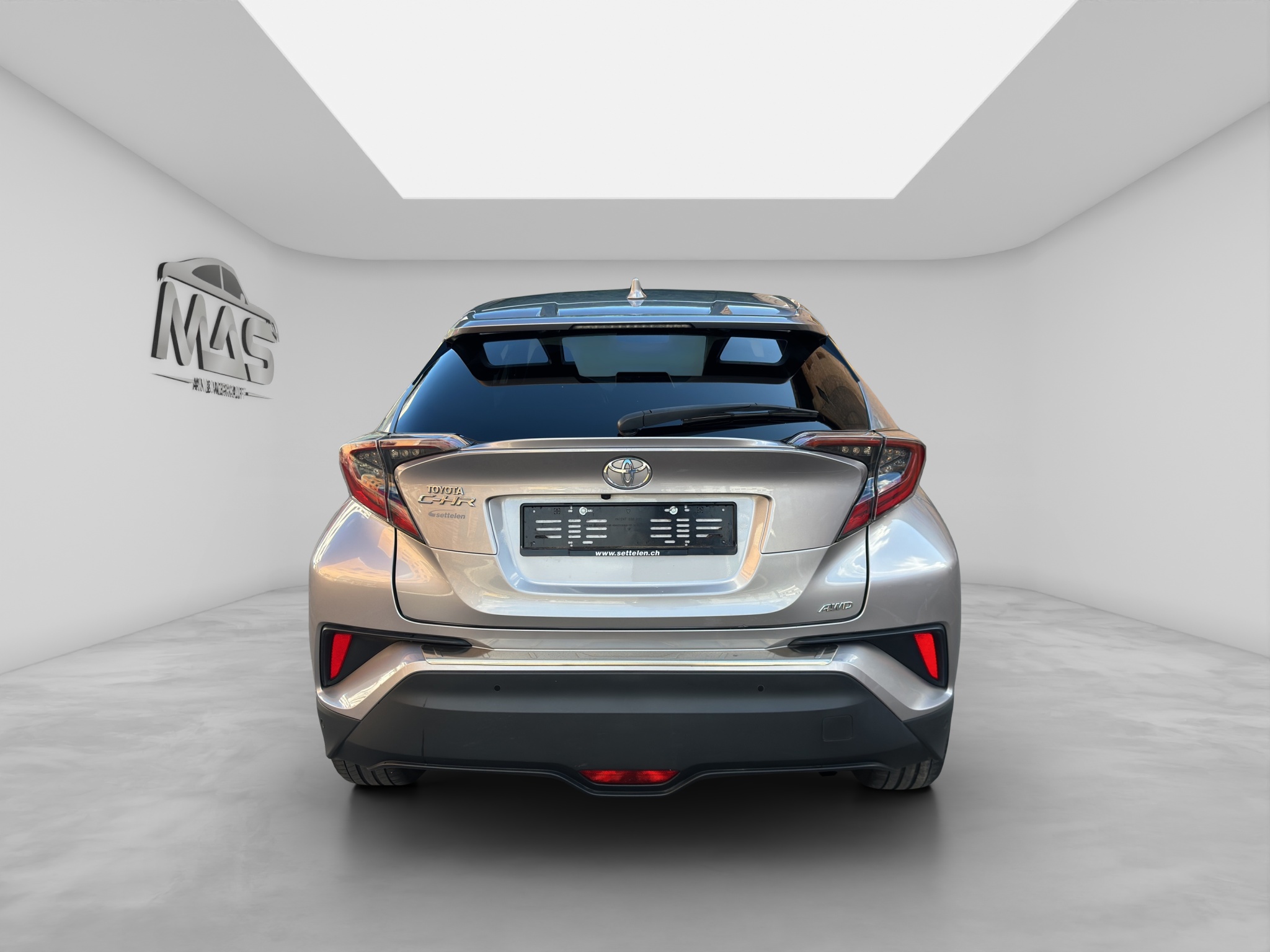 TOYOTA C-HR 5