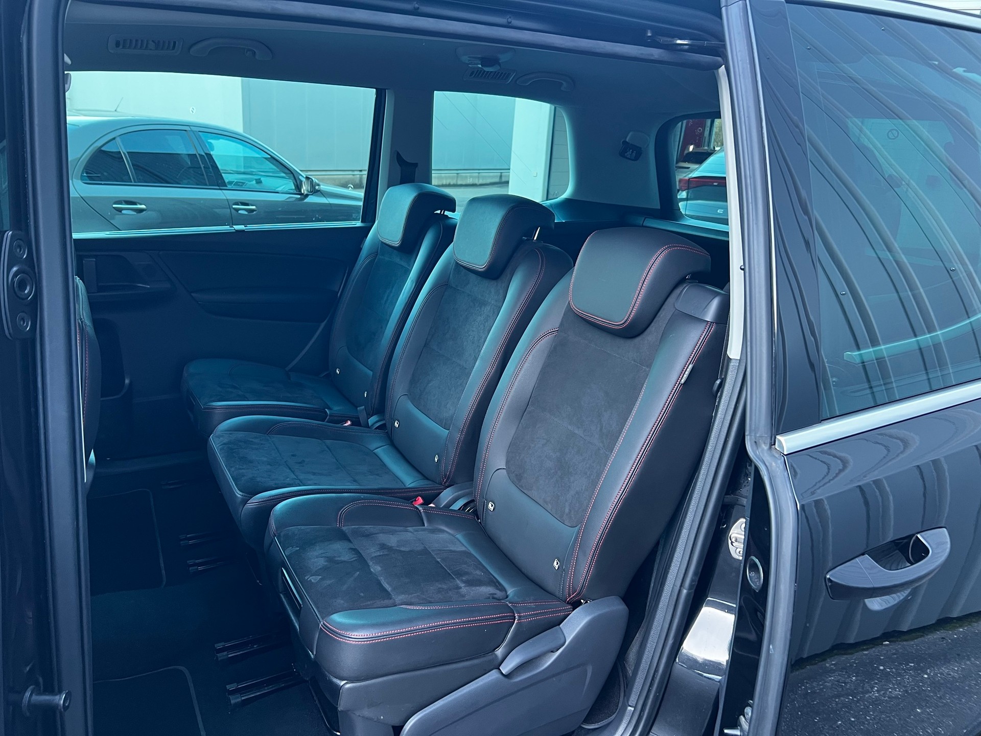 SEAT Alhambra 1.4 TSI DSG Hola FR - 7