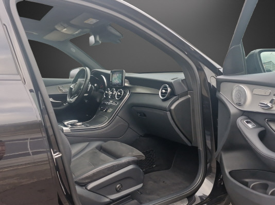 MERCEDES-BENZ GLC 300 AMG 4Matic - 11
