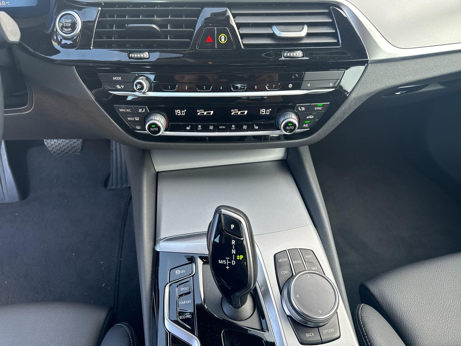 BMW 530d xDrive 48V Touring 📍 - 14