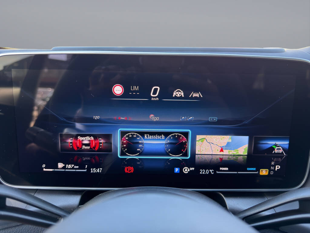 MERCEDES-BENZ GLC 220 d AMG Line 4matic - 11