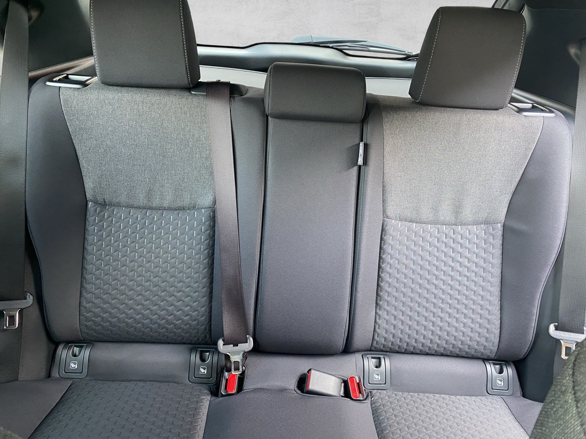 TOYOTA Yaris Cross 1.5 Trend AWDi e-CVT - 12