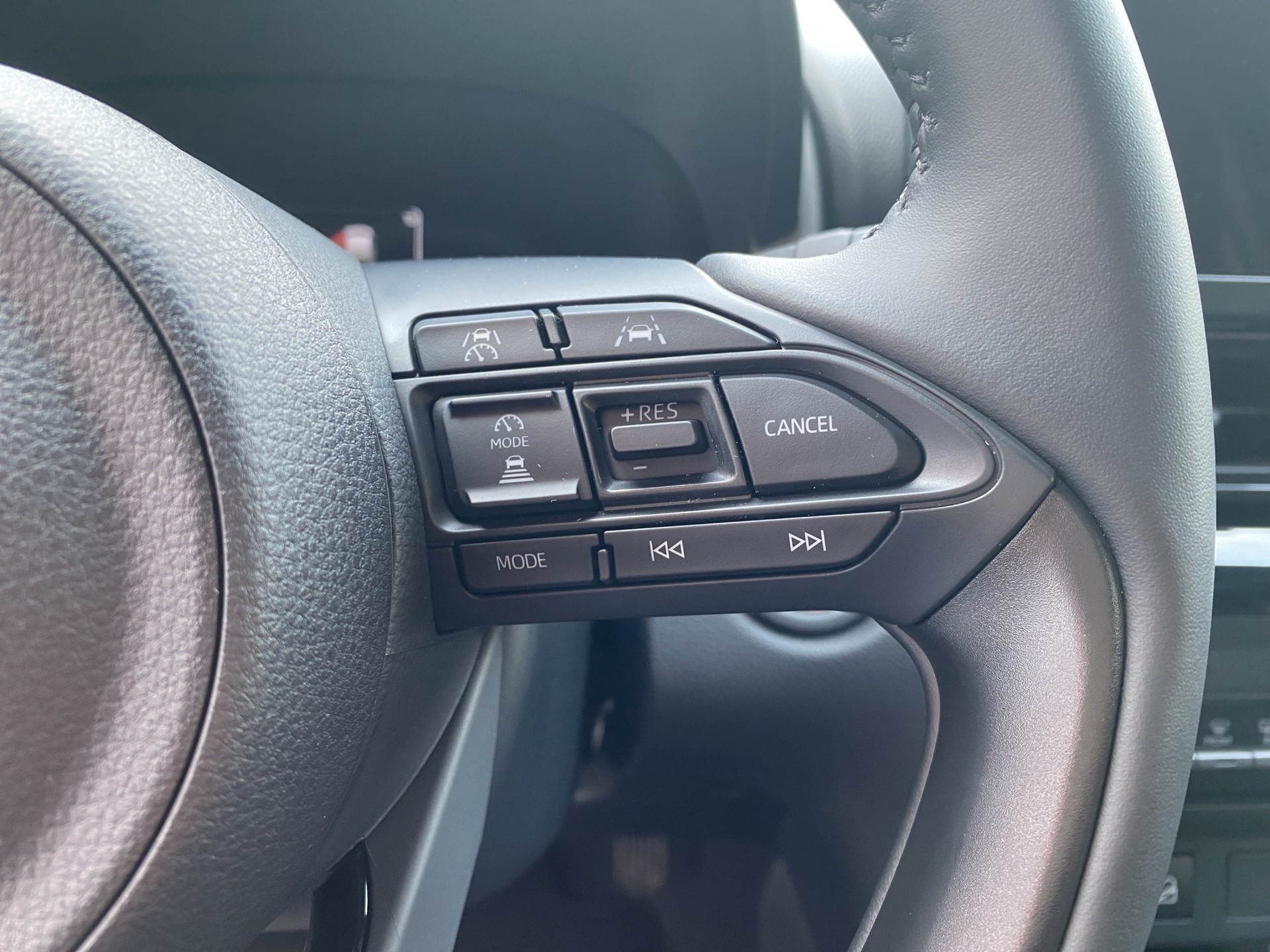 TOYOTA Yaris Cross 1.5 Trend AWDi e-CVT - 19