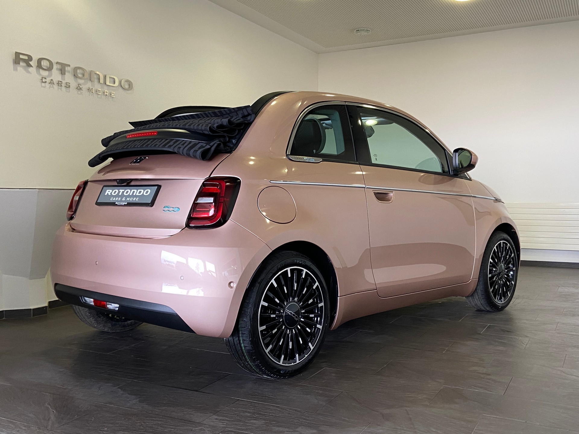 FIAT 500 C electric 87 kW La Prima - 3