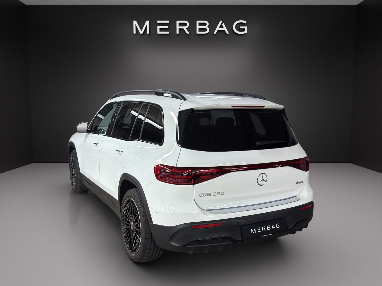 MERCEDES-BENZ EQB 350 AMG Line 4Matic - 3