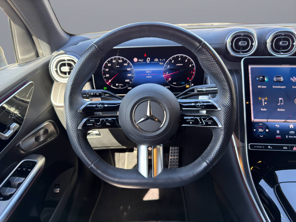 MERCEDES-BENZ GLC 300 AMG Line 4matic - 10