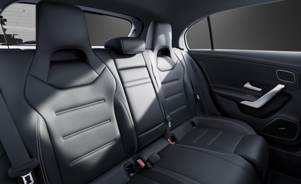 MERCEDES-BENZ A AMG 35 4Matic 8G-DCT - 9