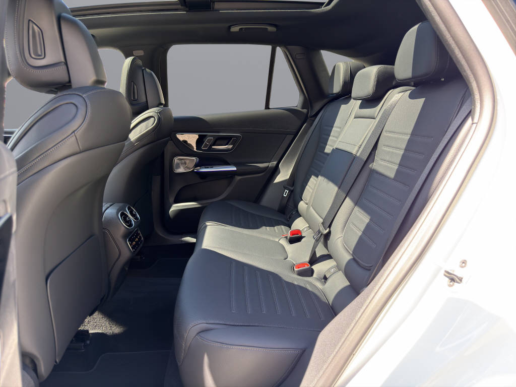 MERCEDES-BENZ GLC 300 AMG Line 4matic - 14