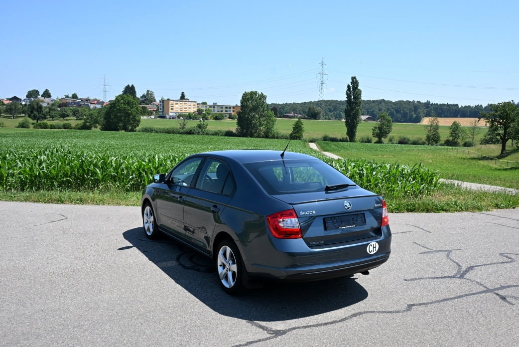 SKODA Rapid 1.4 TSI Elegance DSG - 4