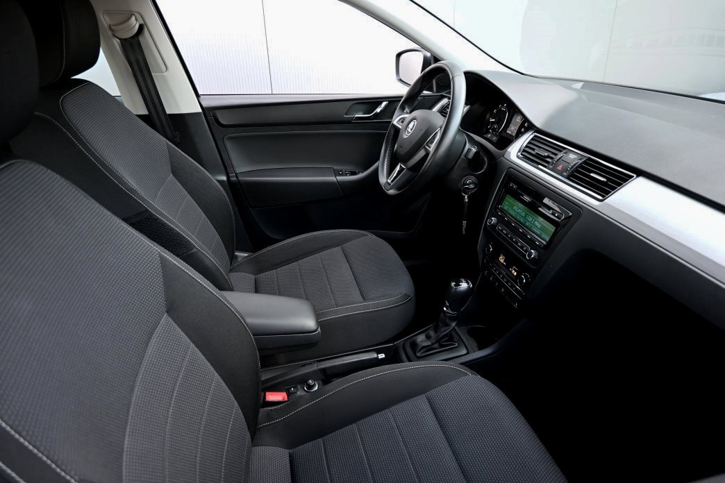 SKODA Rapid 1.4 TSI Elegance DSG - 5