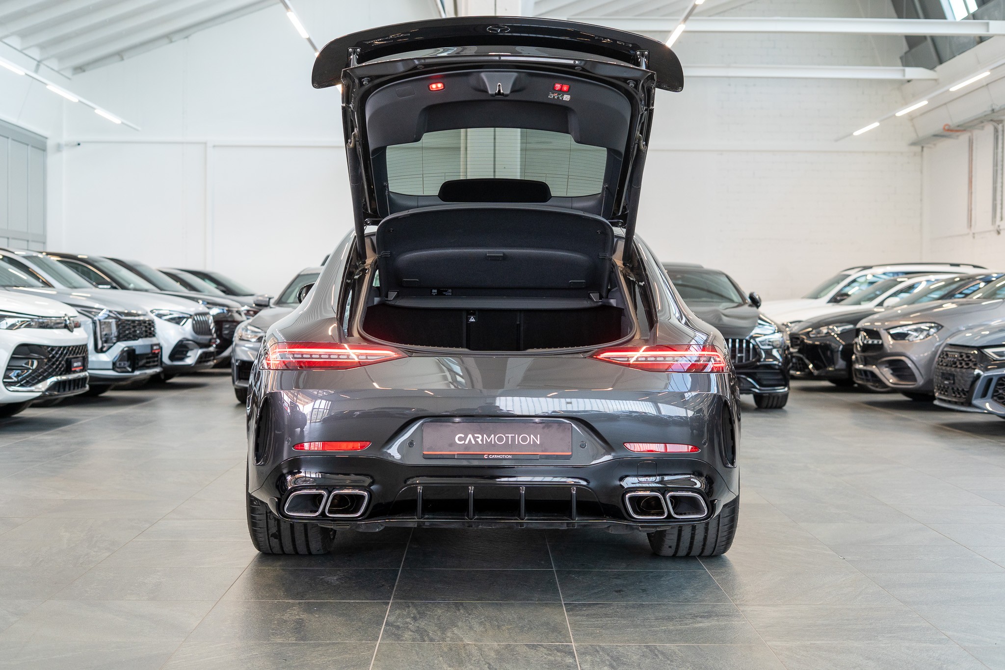 AMG GT 63 S 4matic+ / Panorama-Schiebedach / Head-Up Display / Burmester