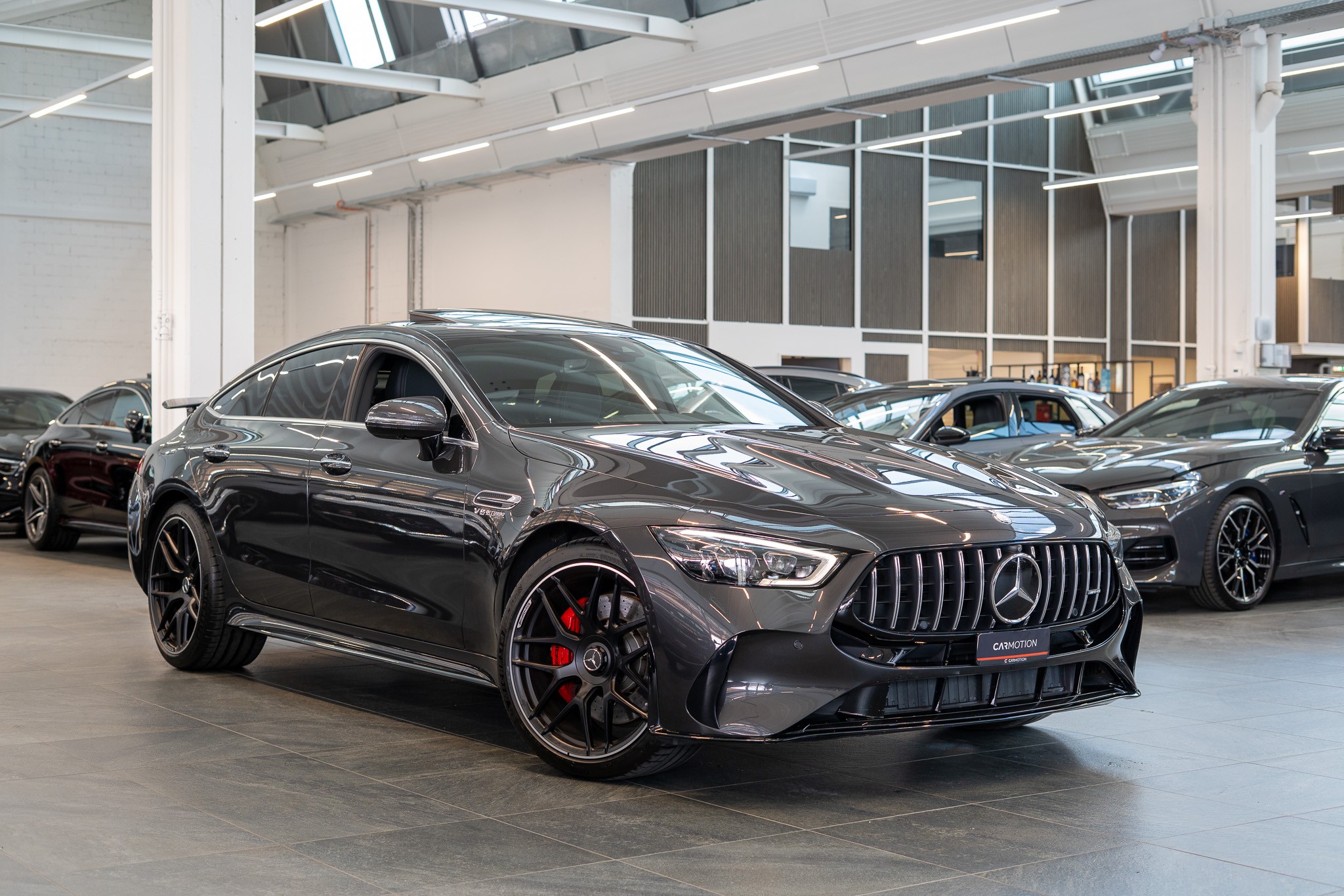 AMG GT 63 S 4matic+ / Panorama-Schiebedach / Head-Up Display / Burmester