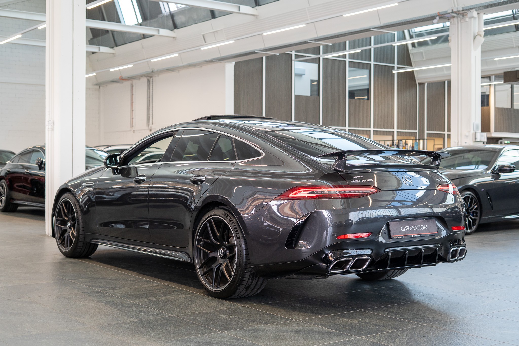 AMG GT 63 S 4matic+ / Panorama-Schiebedach / Head-Up Display / Burmester