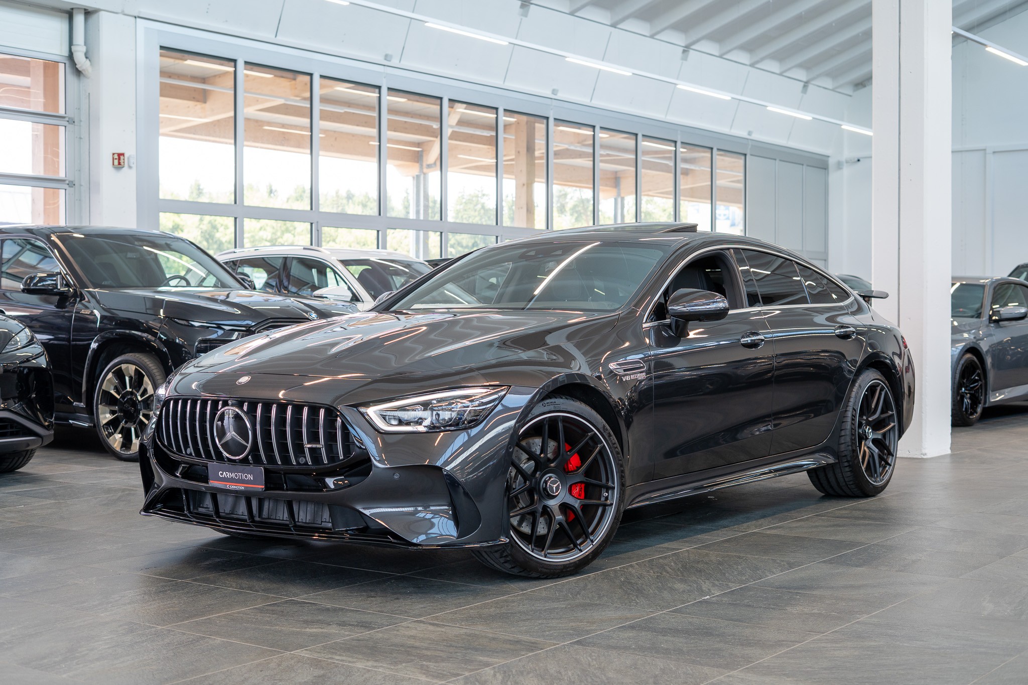 AMG GT 63 S 4matic+ / Panorama-Schiebedach / Head-Up Display / Burmester