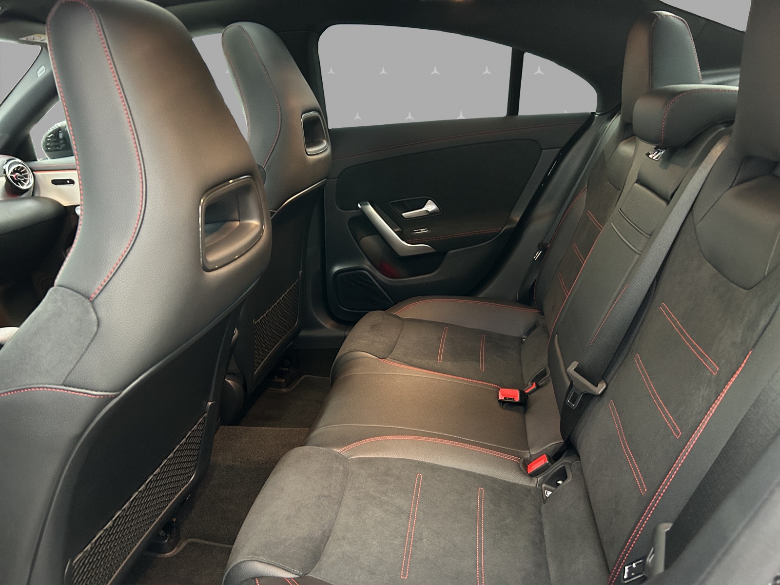 MERCEDES-BENZ CLA 250 4Matic AMG Line 7G-DCT - 14