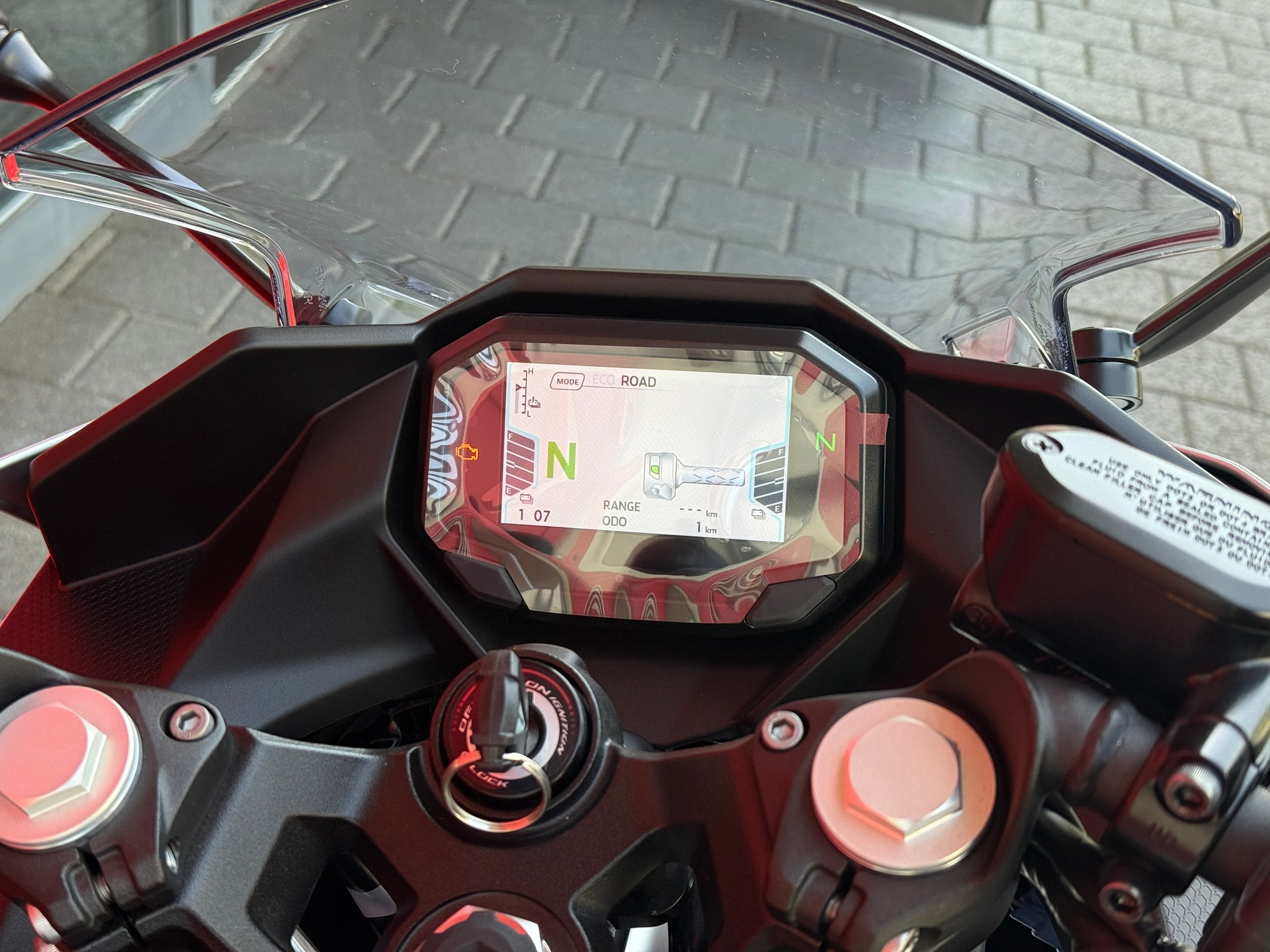 KAWASAKI Ninja e-1 - 7