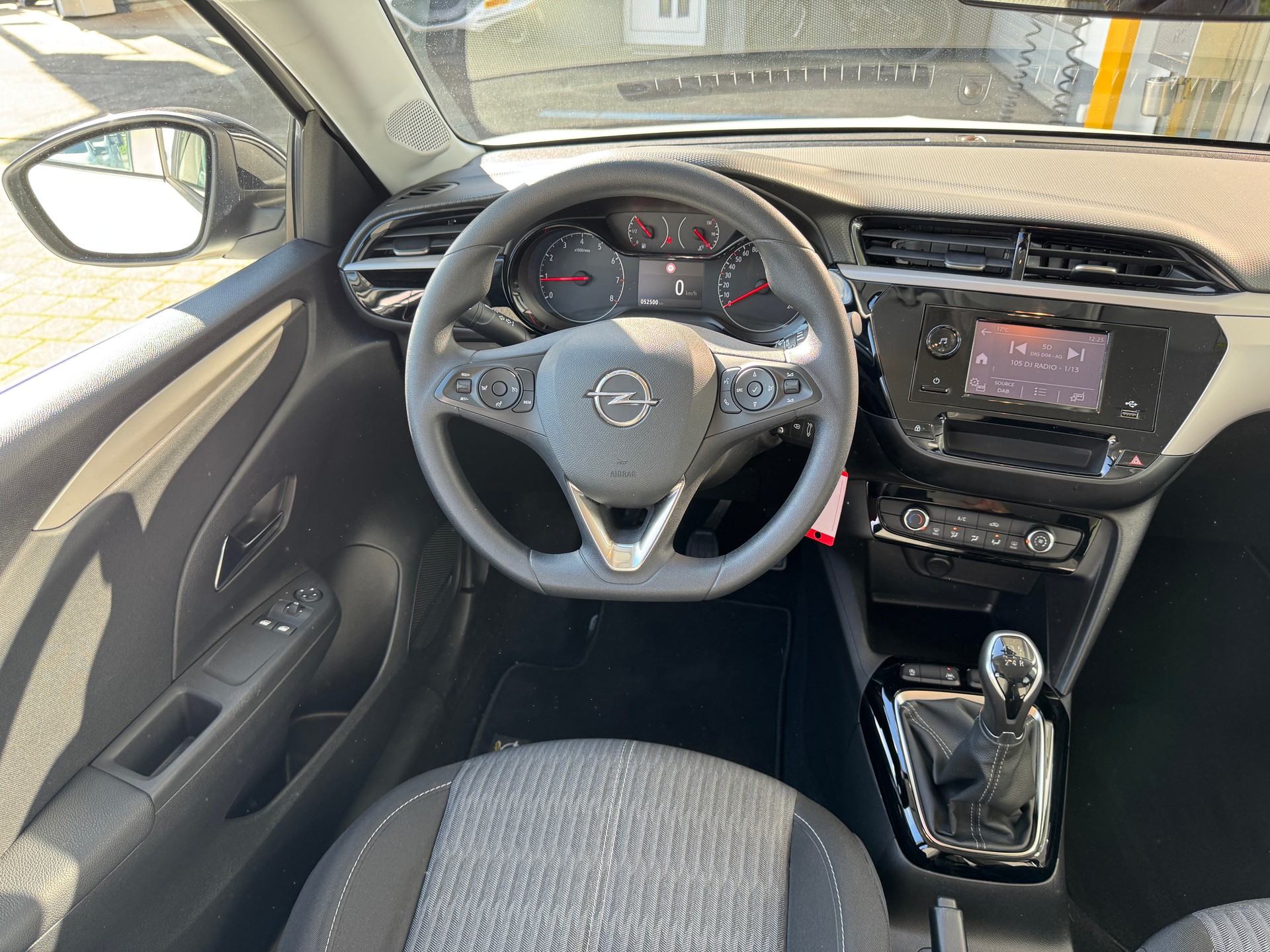 OPEL Corsa 1.2 TP Edition - 8