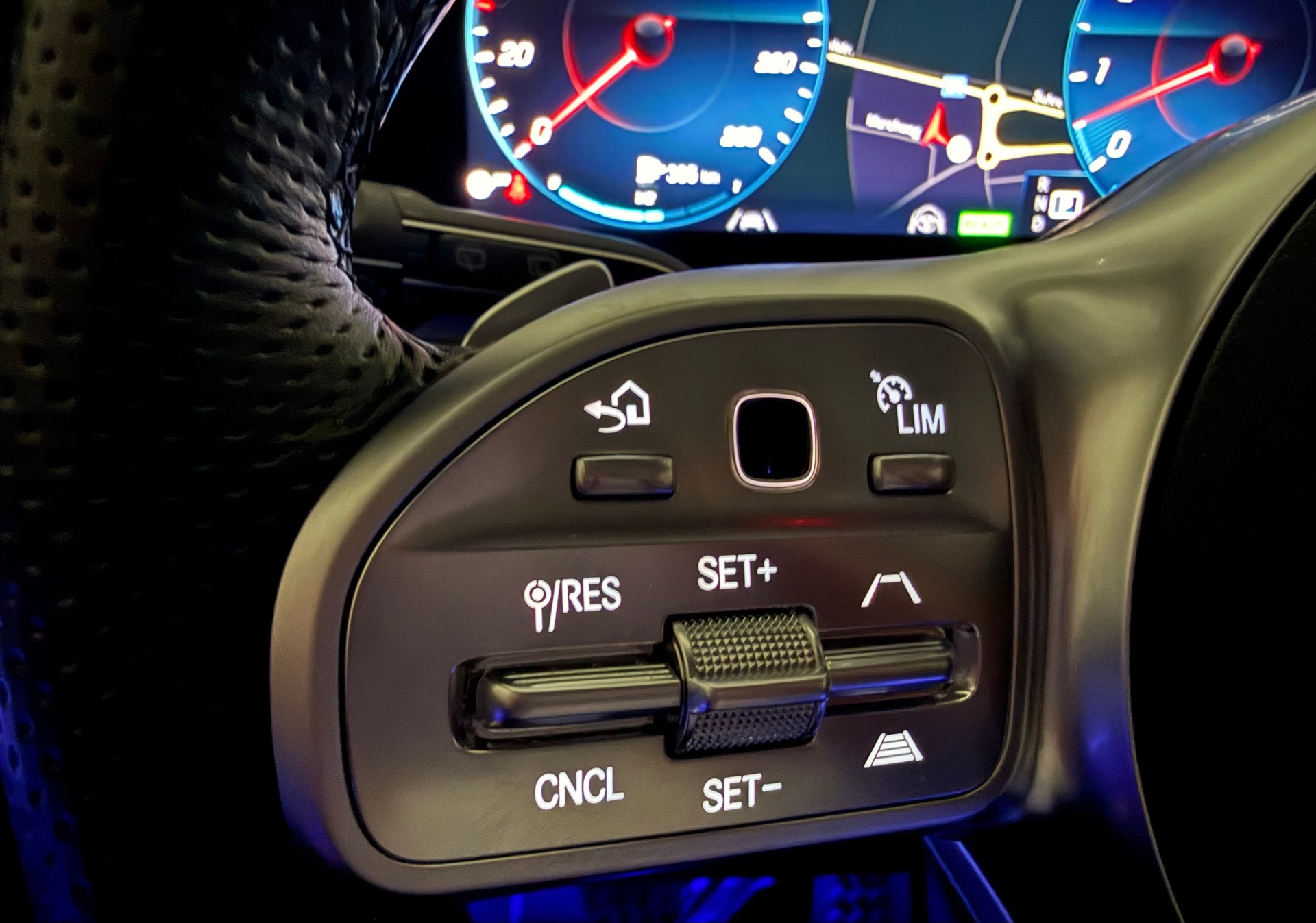 MERCEDES-BENZ GLE 450 4Matic AMG Line 9G-Tronic - 15