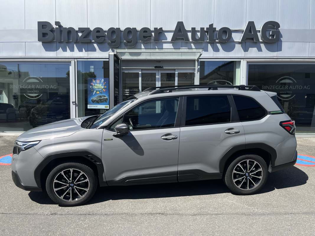 SUBARU Forester Station 2.0i e-Boxer Sport - 2