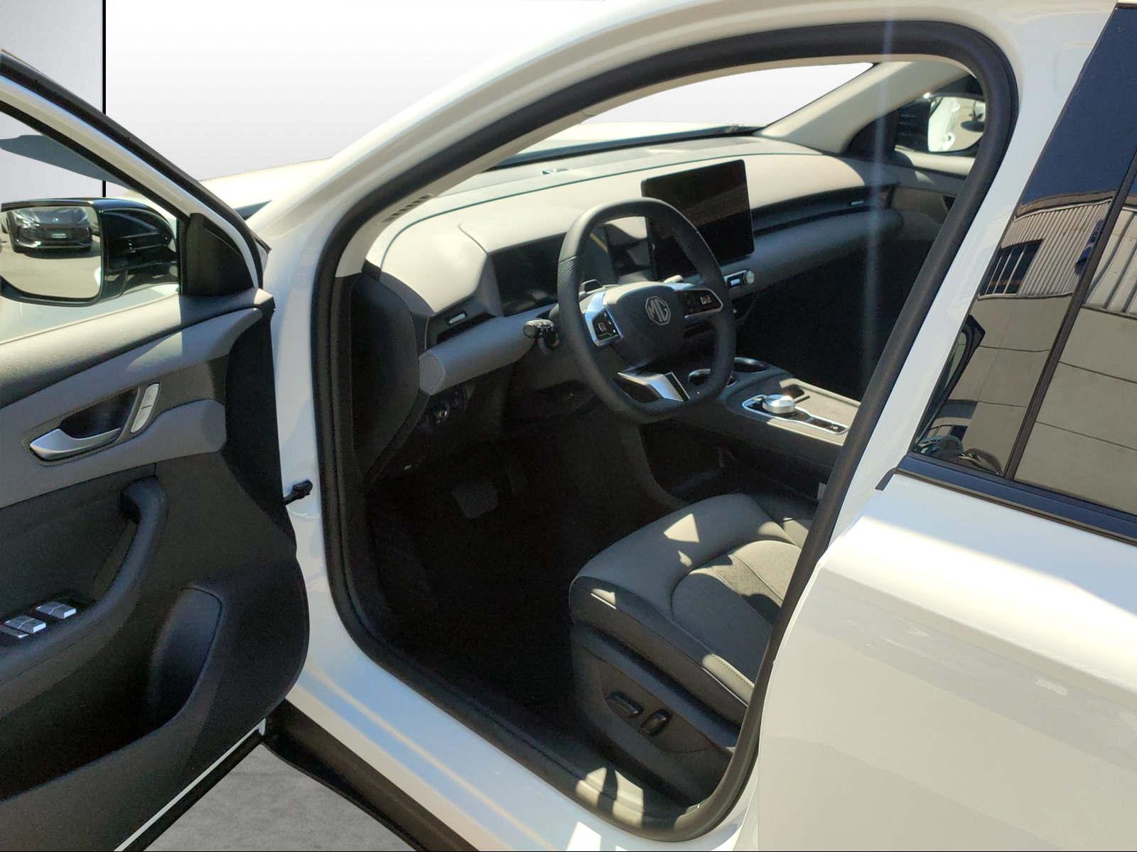 MG S5 EV 64 kWh Luxury - 6