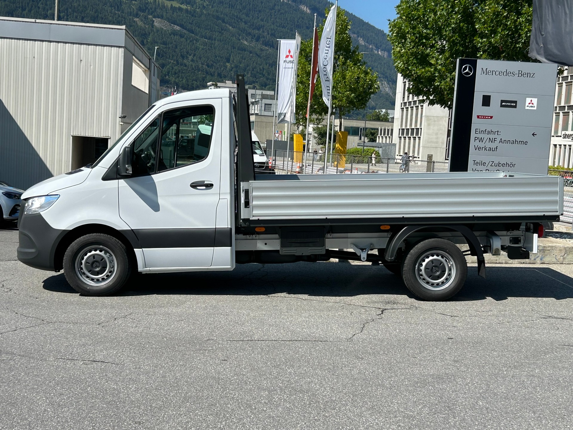 MERCEDES-BENZ Sprinter 317 CDI PRO CH Standard - 4