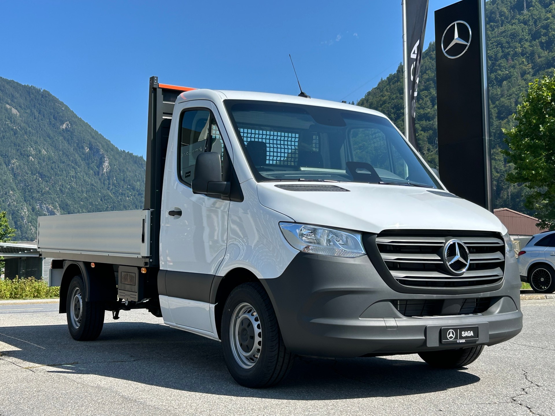 MERCEDES-BENZ Sprinter 317 CDI PRO CH Standard