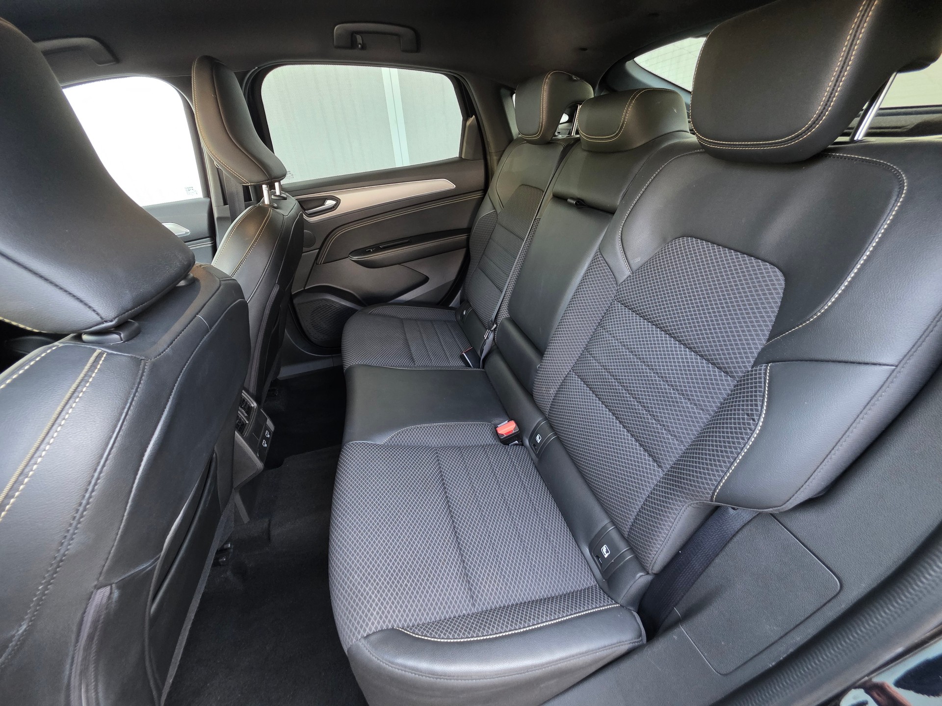 RENAULT Arkana 1.6 E-Tech Techno - 6
