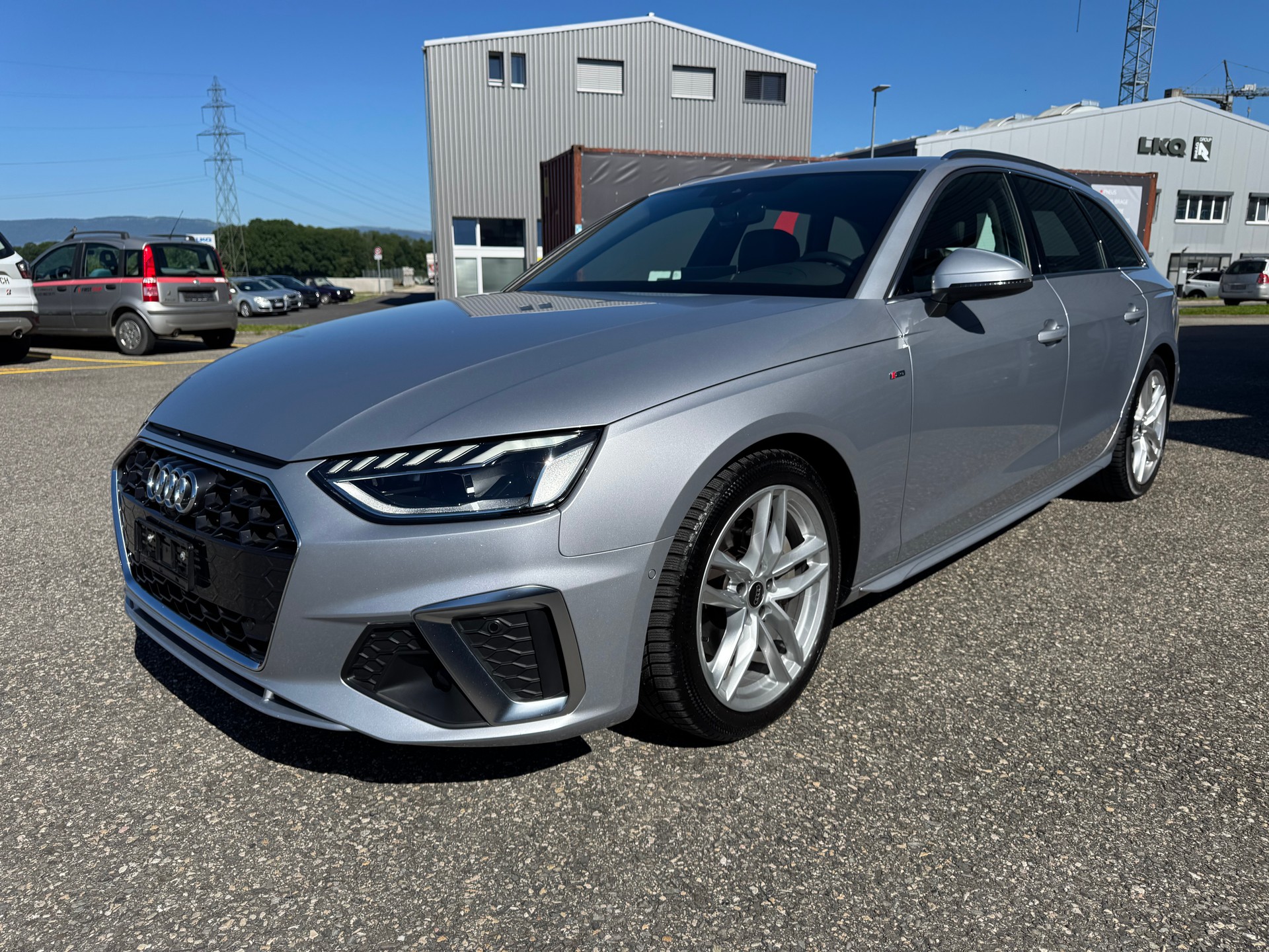 AUDI A4 Avant 40 TDI S line Attraction quattro S-tronic - 2