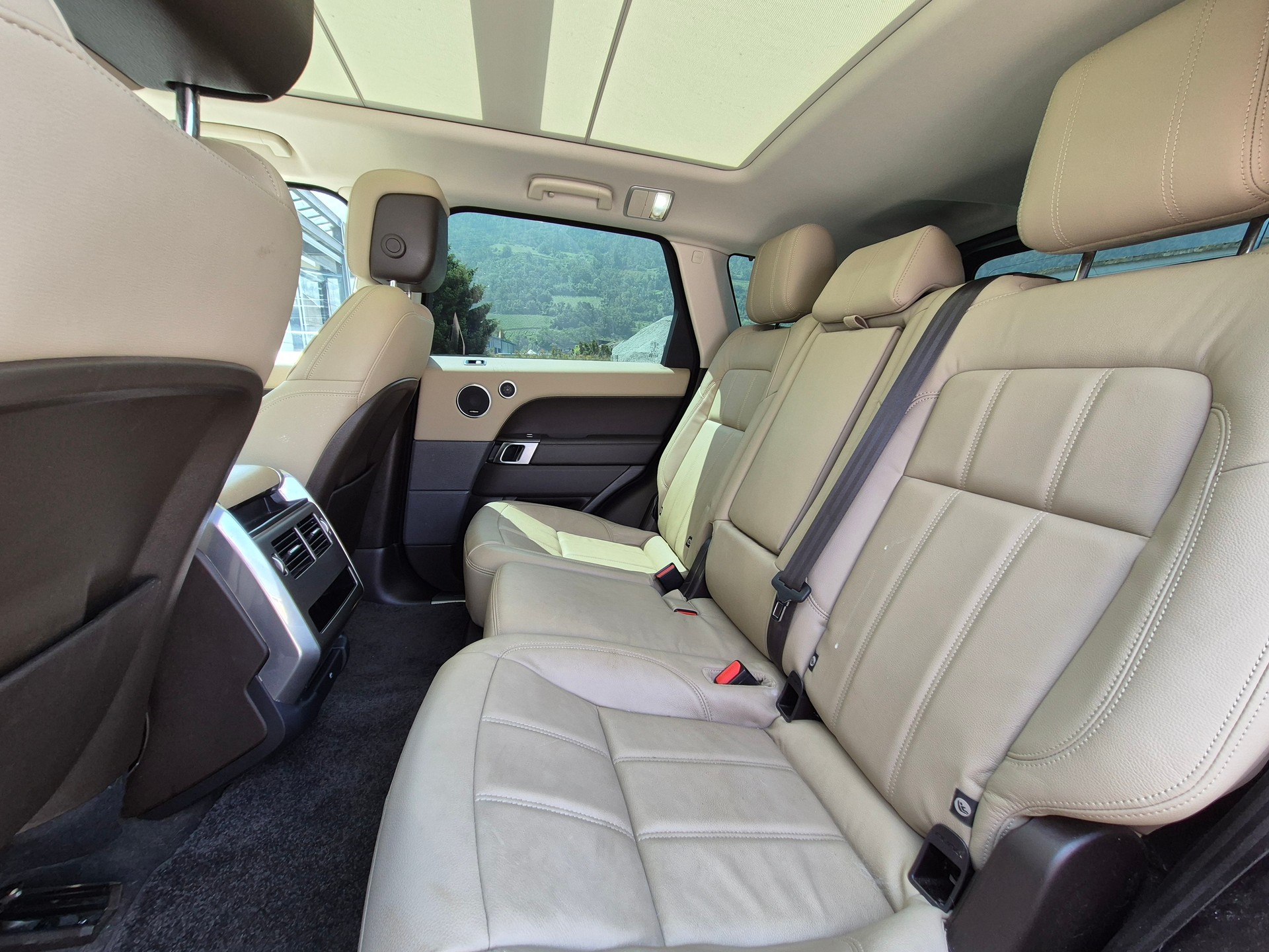 LAND ROVER Range Rover Sport D300 3.0D I6 MHEV SE Automatic - 9