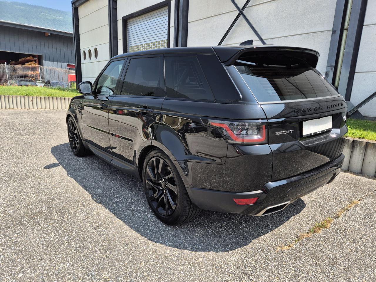 LAND ROVER Range Rover Sport D300 3.0D I6 MHEV SE Automatic - 4