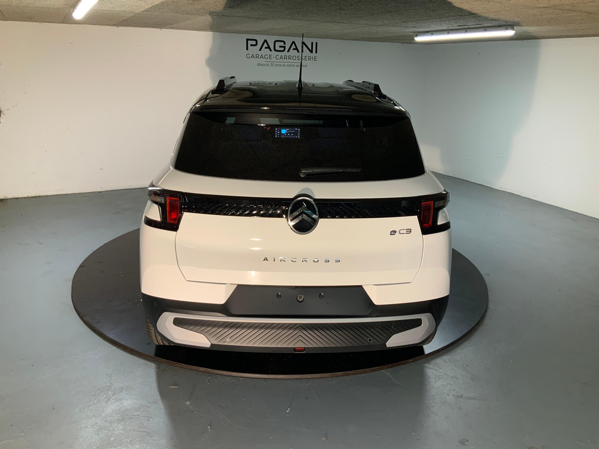 CITROEN e-C3 Aircross Plus - 7