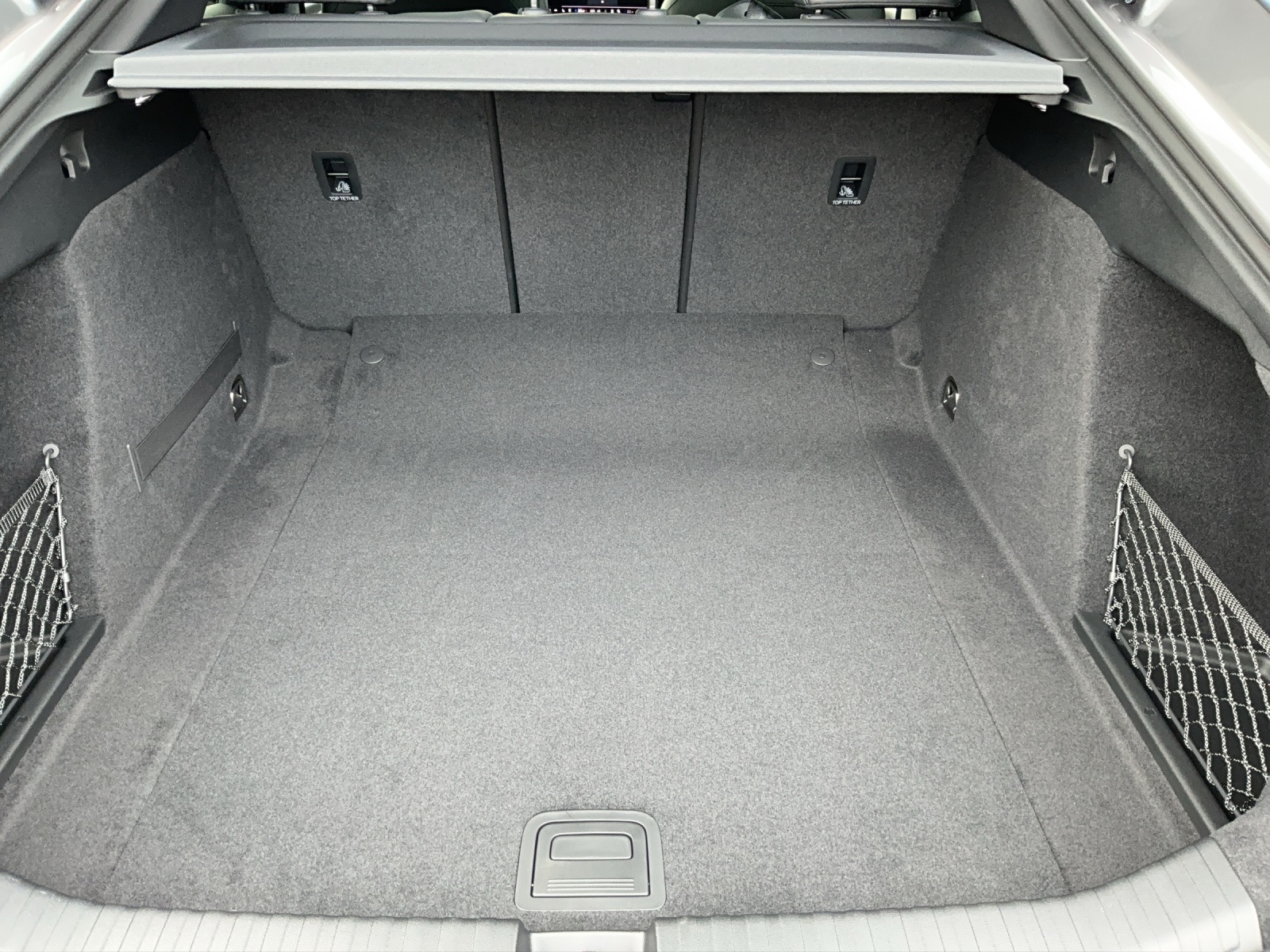 AUDI A6 Sportback e-tron quattro - 12