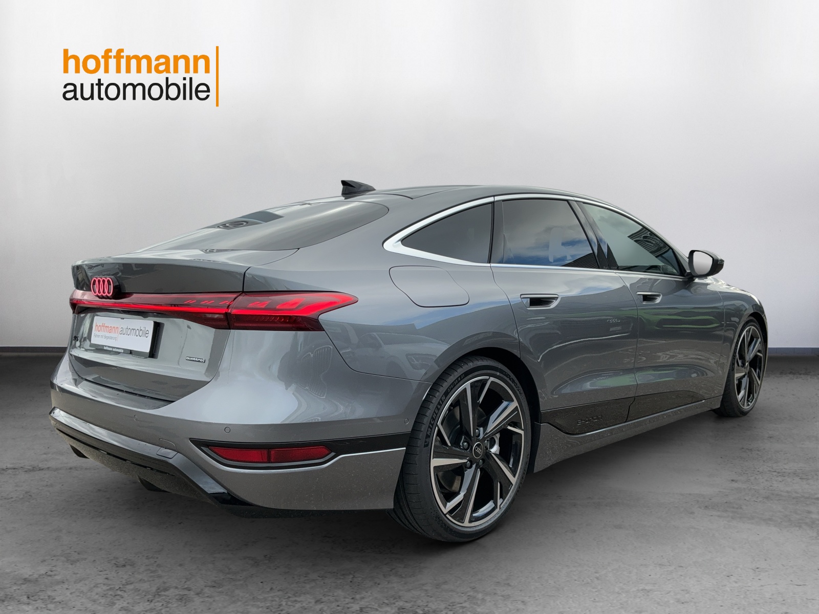 AUDI A6 Sportback e-tron quattro - 4