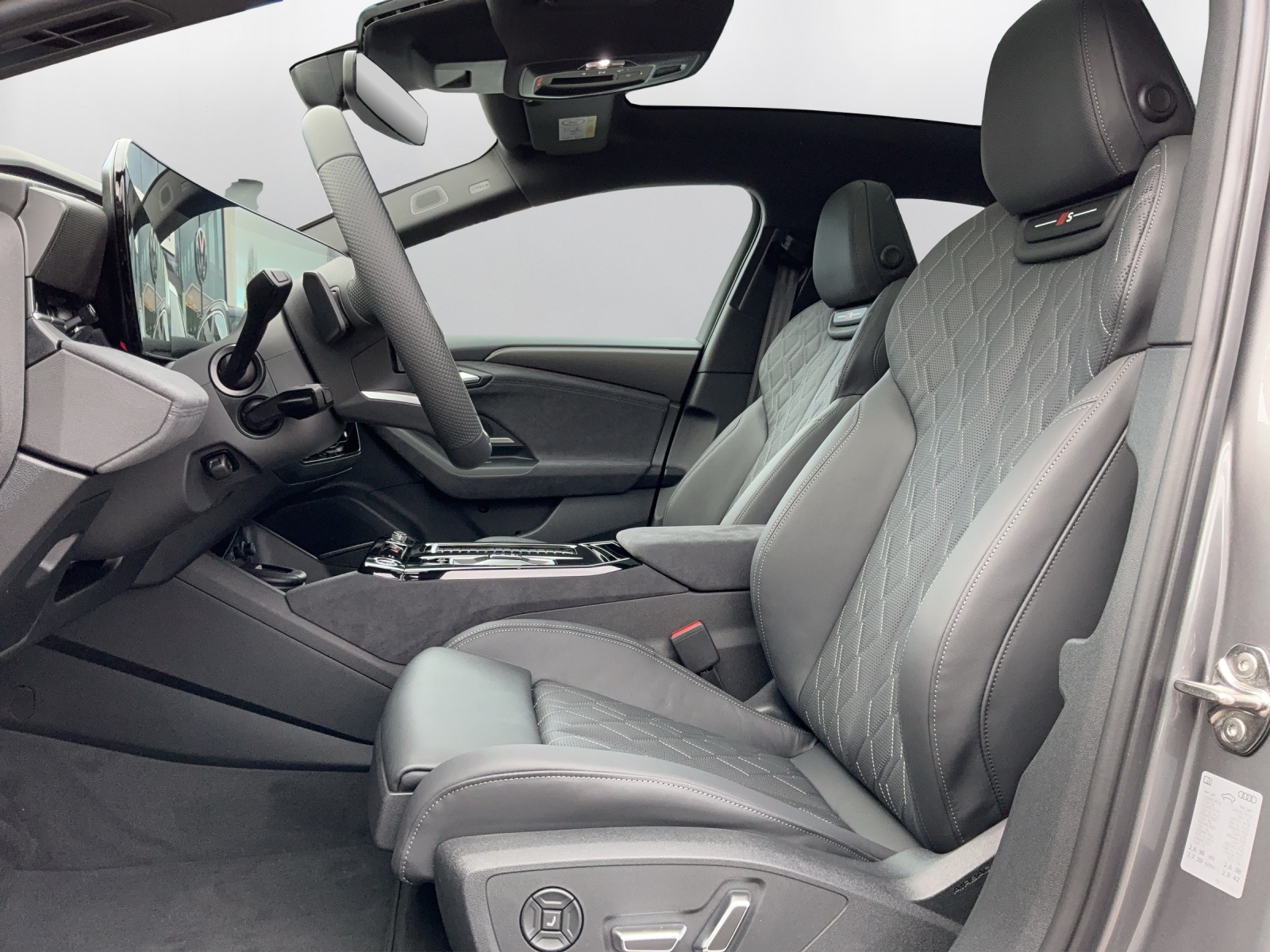 AUDI A6 Sportback e-tron quattro - 10