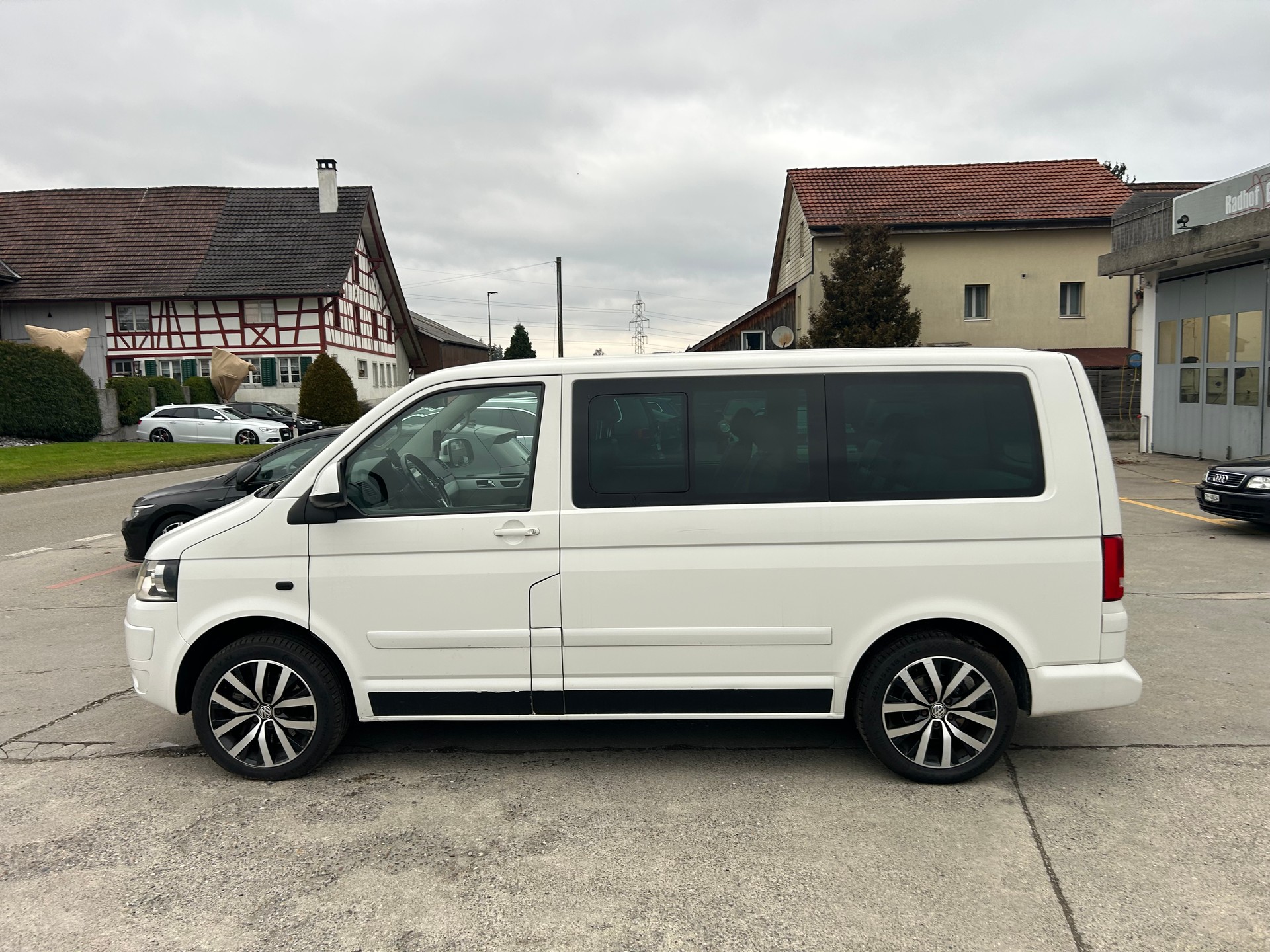 VW T5 Multivan 2.0 Bi-TDI CR Comfortline 4Motion DSG - 2