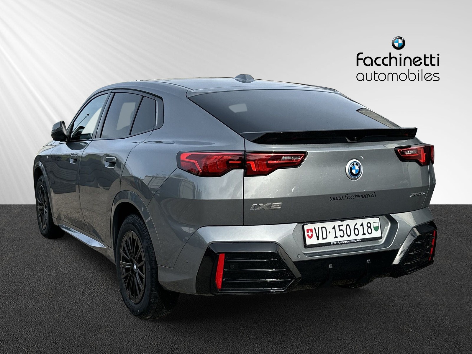 BMW iX2 xDrive 30 M Sport - 3