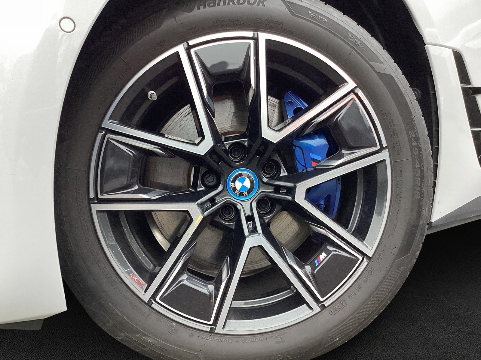 BMW i4 M50 - 10