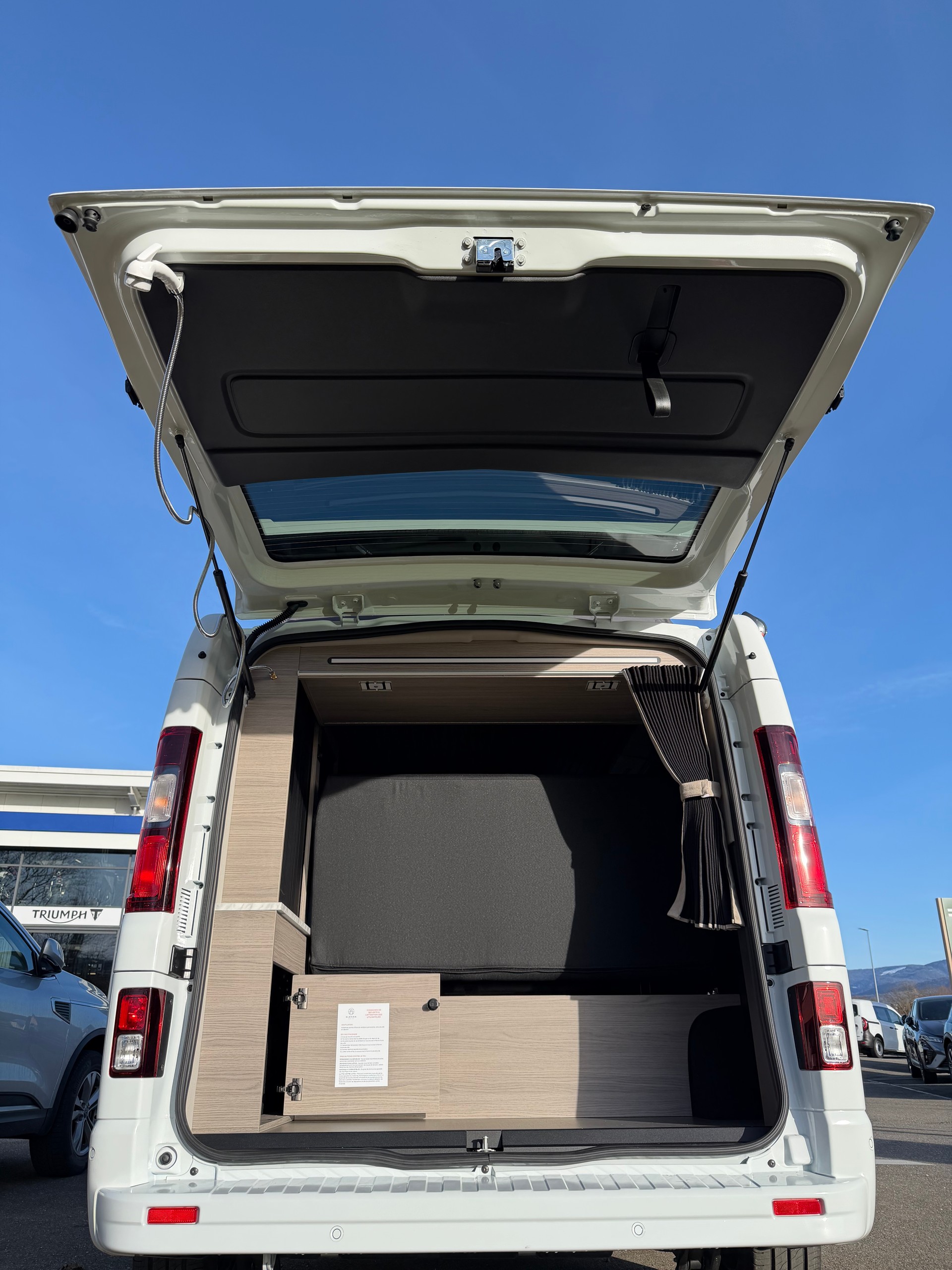 RENAULT Glénan HorizonVan 5 L1 5 places (Batterie Lithium & chauffage diesel) - 5