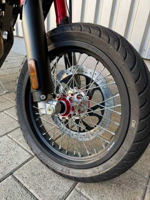 FANTIC XMF 125 Motard Competition - 12