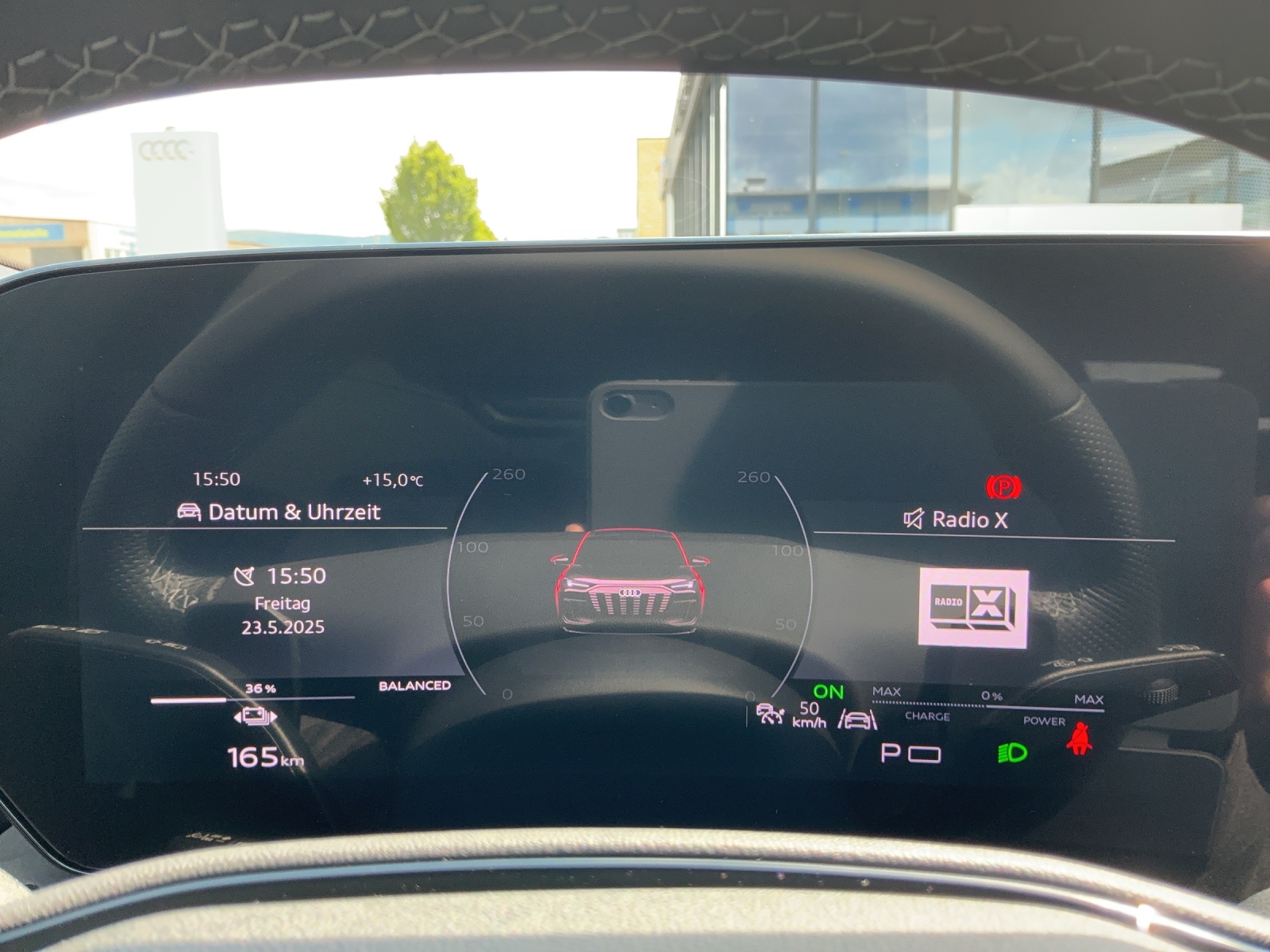 AUDI Q6 e-tron quattro - 8