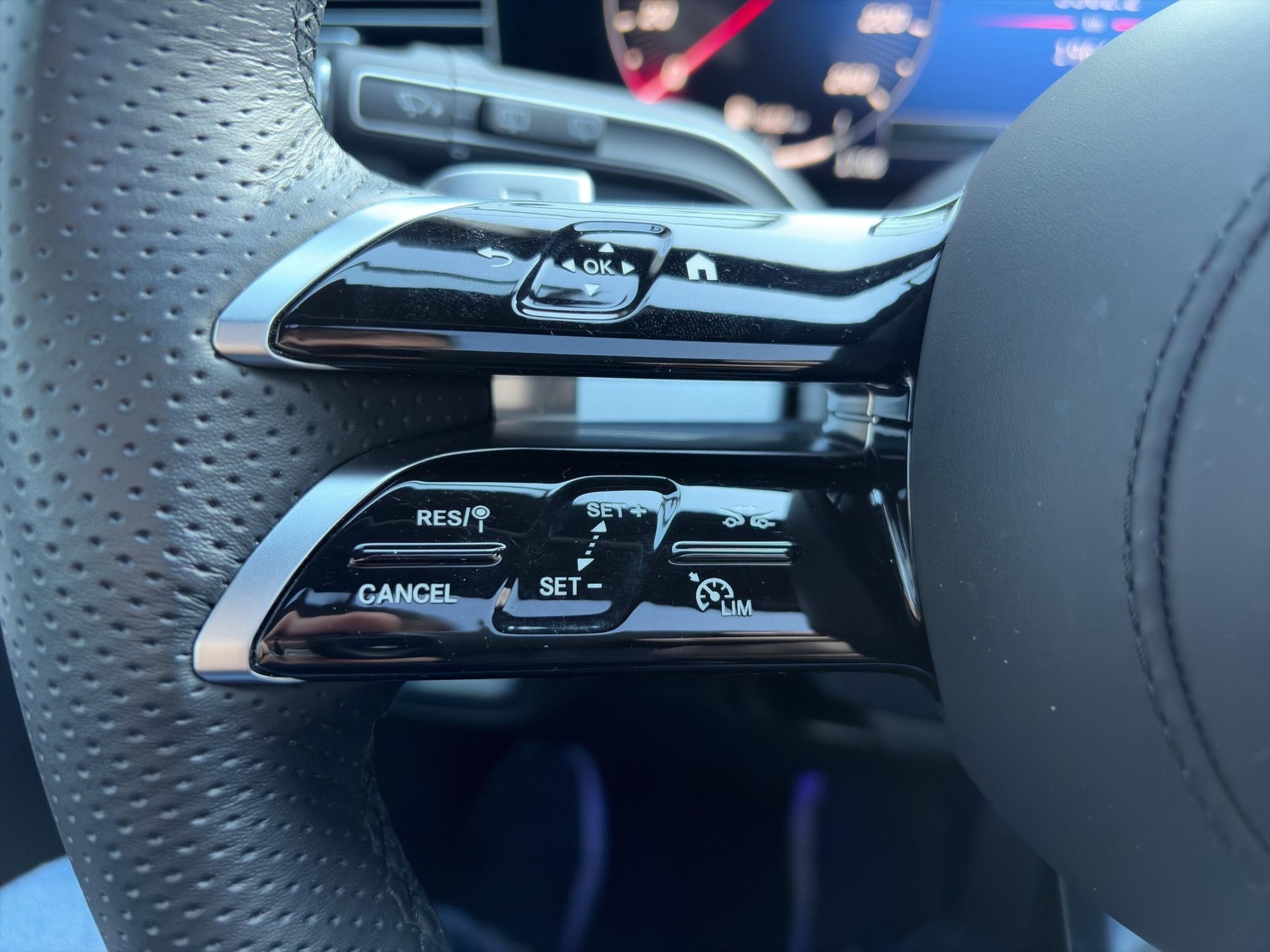 MERCEDES-BENZ GLE 350 de AMG Line 4matic - 13