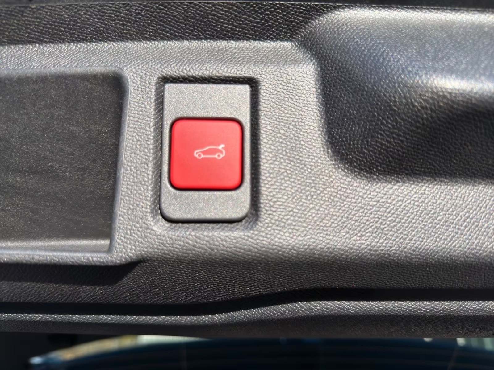 OPEL Grandland-e GS Anhängerkupplung - 54