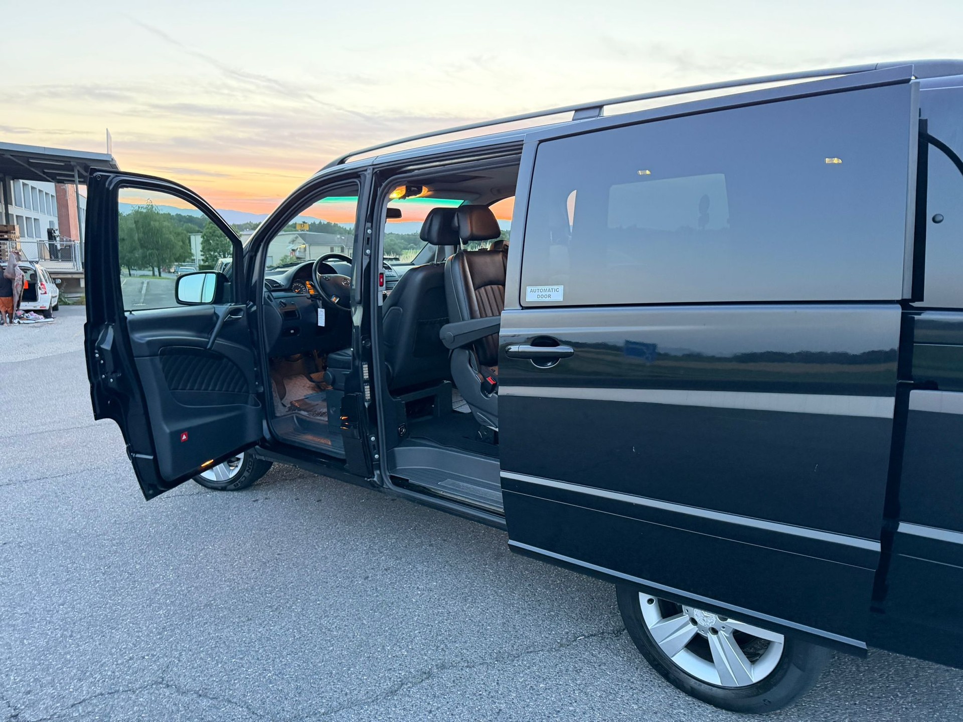 MERCEDES-BENZ Viano 2.2 CDI AmbEd L 4M (Places 8 ) TRANSPORT PROFESSIONNEL DE PERSONNES - 7