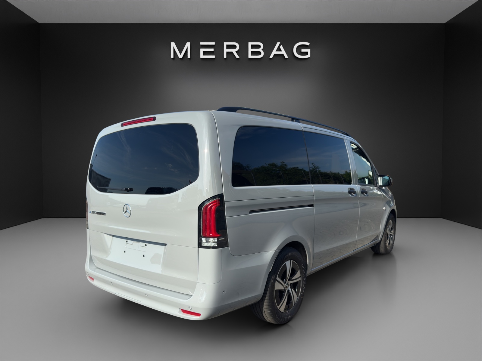 MERCEDES-BENZ eVito Tourer 90kWh Lang - 6