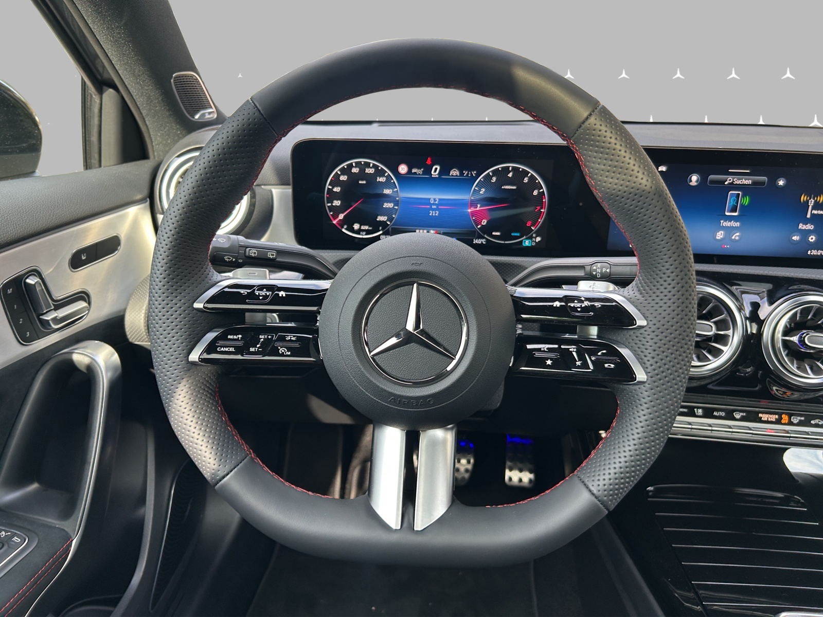 MERCEDES-BENZ A 200 Night Star 7G-DCT - 13