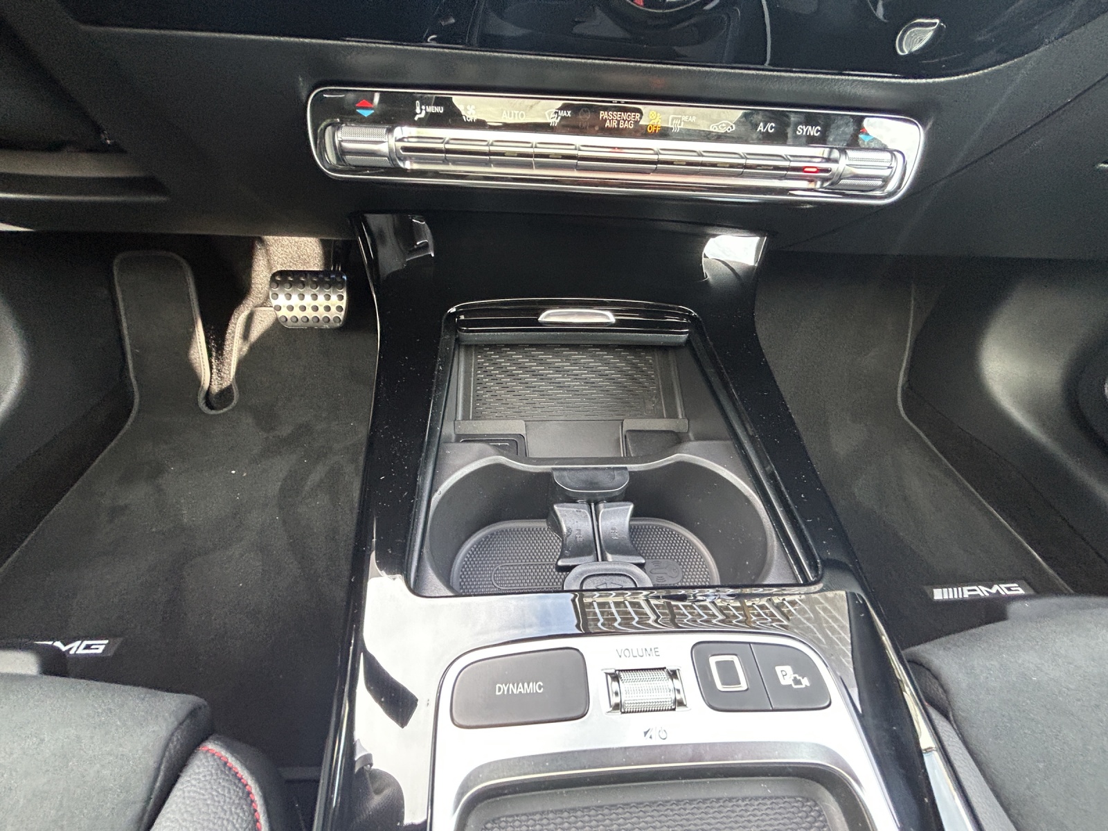 MERCEDES-BENZ A 200 Night Star 7G-DCT - 17