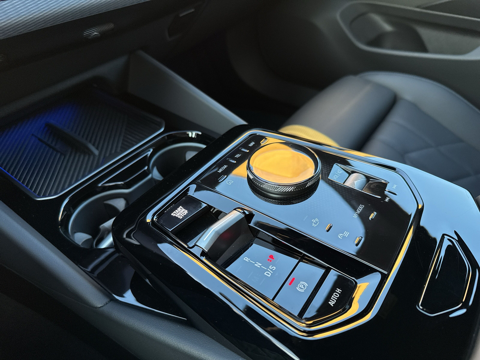 BMW 520d xDrive 48V Touring M Sport ** Action de Leasing à 1.9% ** 📍 - 14