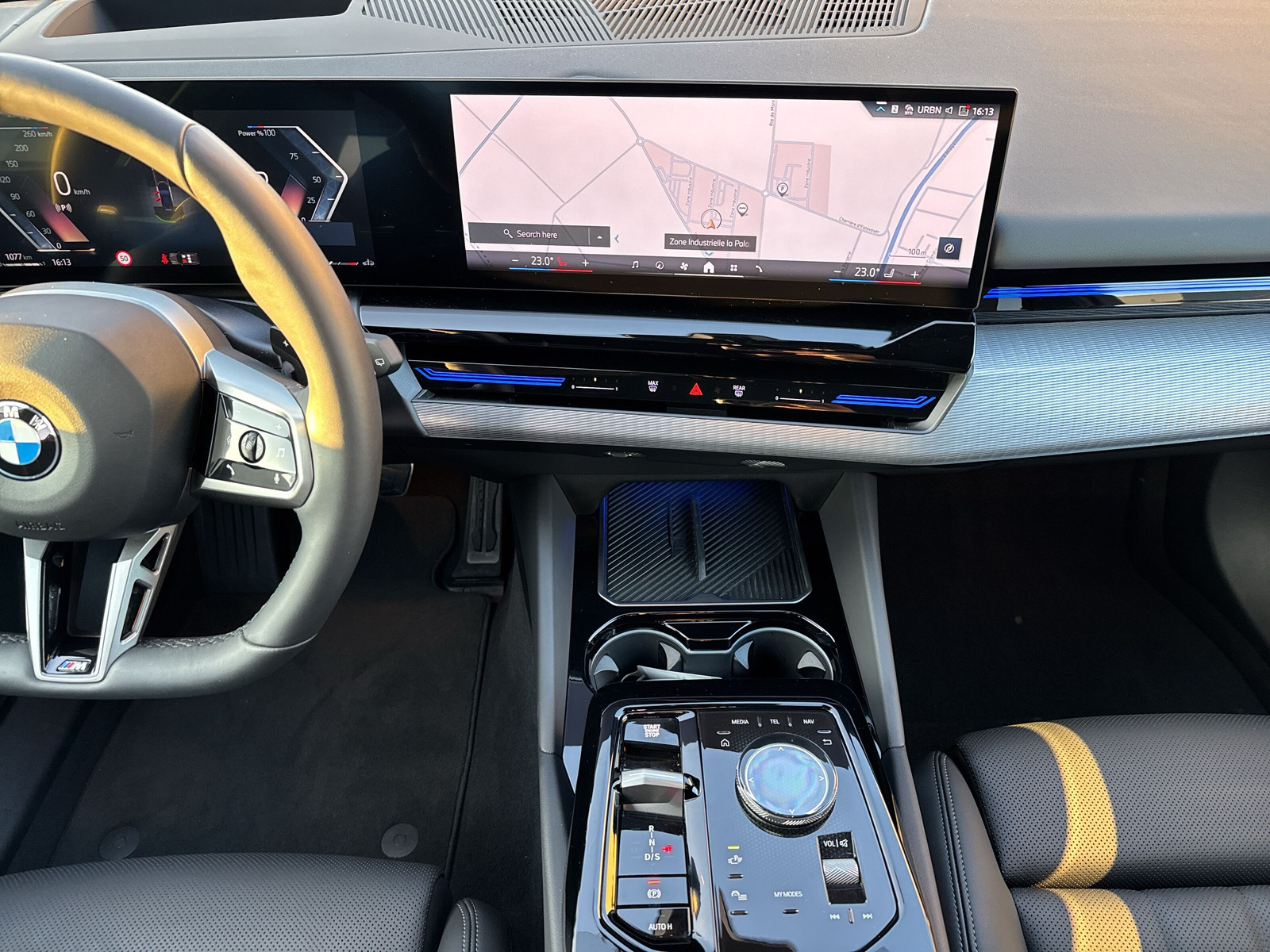 BMW 520d xDrive 48V Touring M Sport ** Action de Leasing à 1.9% ** 📍 - 17