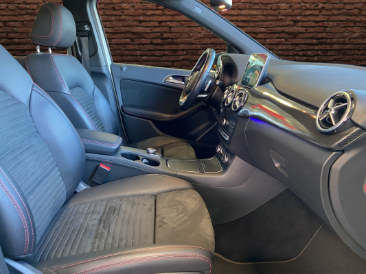 MERCEDES-BENZ B 220 AMG Line 4Matic - 12