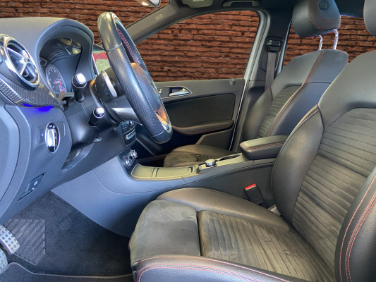 MERCEDES-BENZ B 220 AMG Line 4Matic - 11